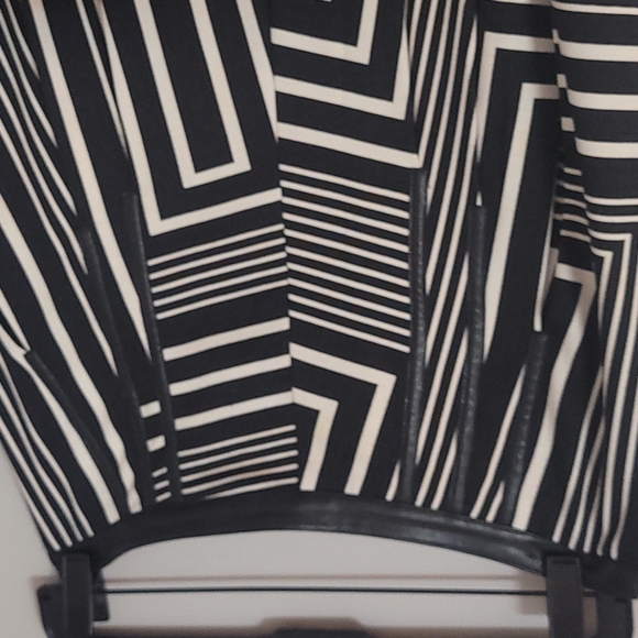 Skirt - Picture 3 of 3